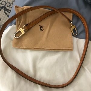 Authentic leather shoulder strap